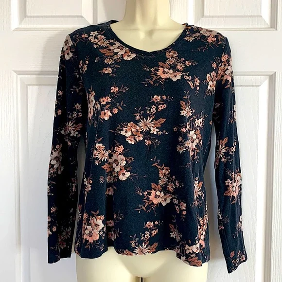 Croft & Barrow Cotton Long Sleeve Floral Top Size S **Black and Pink** - Picture 1 of 4